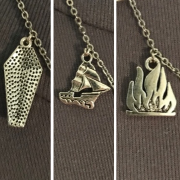 Interview with the Vampire by Anne Rice Handmade Literature Necklace, Book Cover - Picture 4 of 16